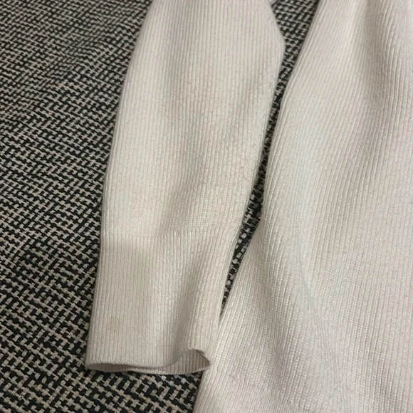 Babaton Aritzia white summer cardigan - Picture 6 of 7